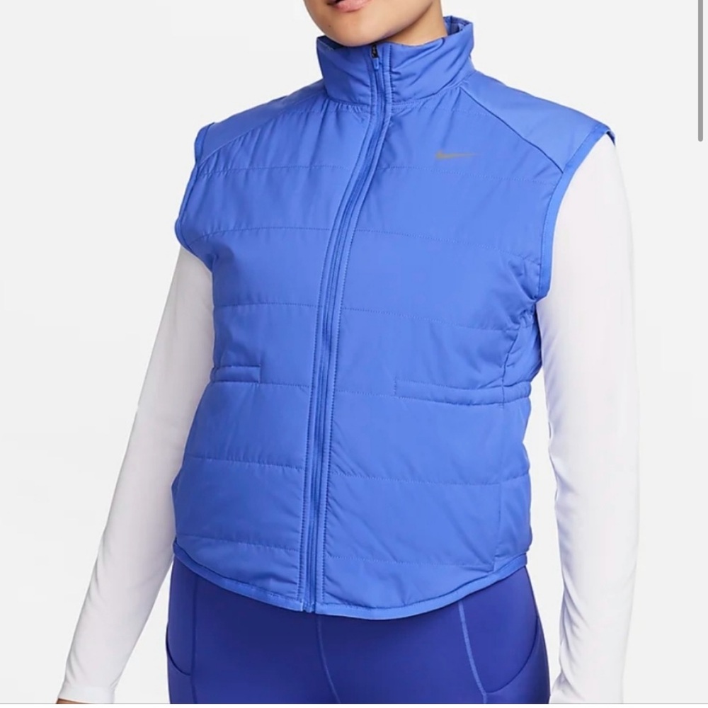 Nike Running Swift Therma-fit vest in blue joy
